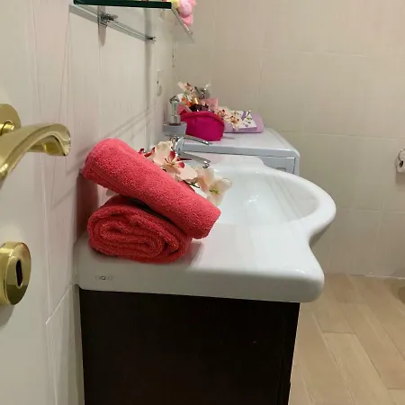 Temporary House Vicolo Colombina * Болонья