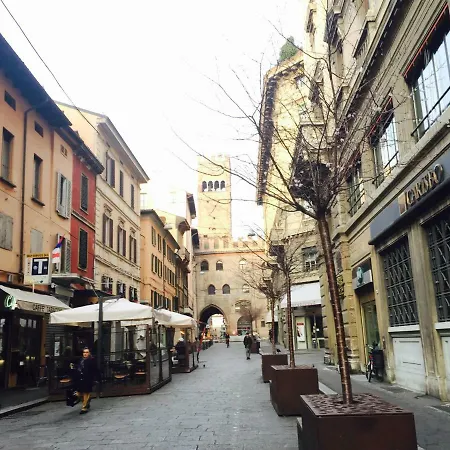 科隆比纳巷临时公寓 * 博洛尼亚