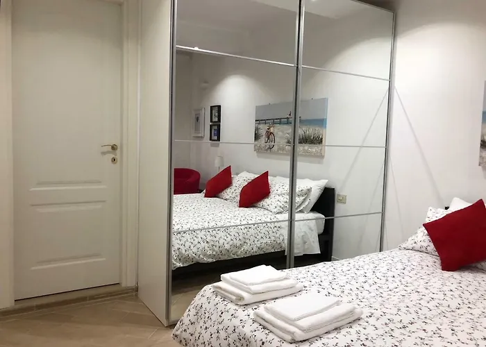 Temporary House Vicolo Colombina