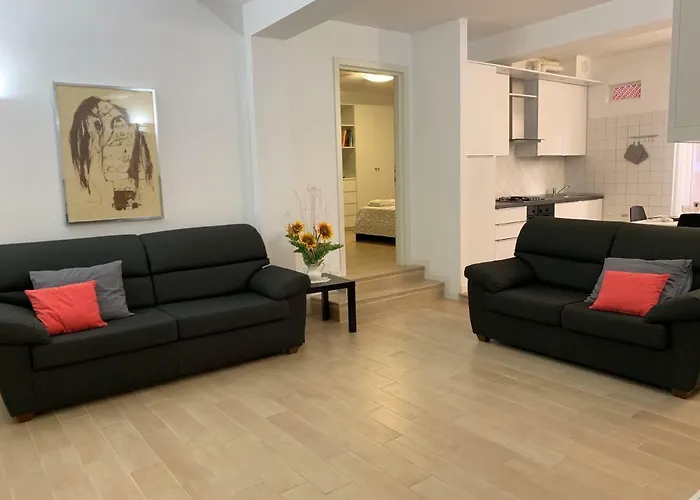 Temporary House Vicolo Colombina