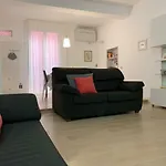Temporary House Vicolo Colombina Apartamento